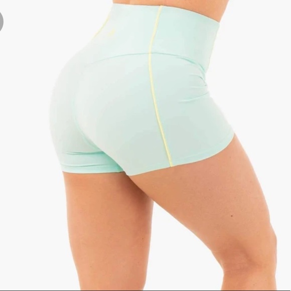 Glow High Waisted Shorts in Aquamint Size Small - Picture 2 of 3